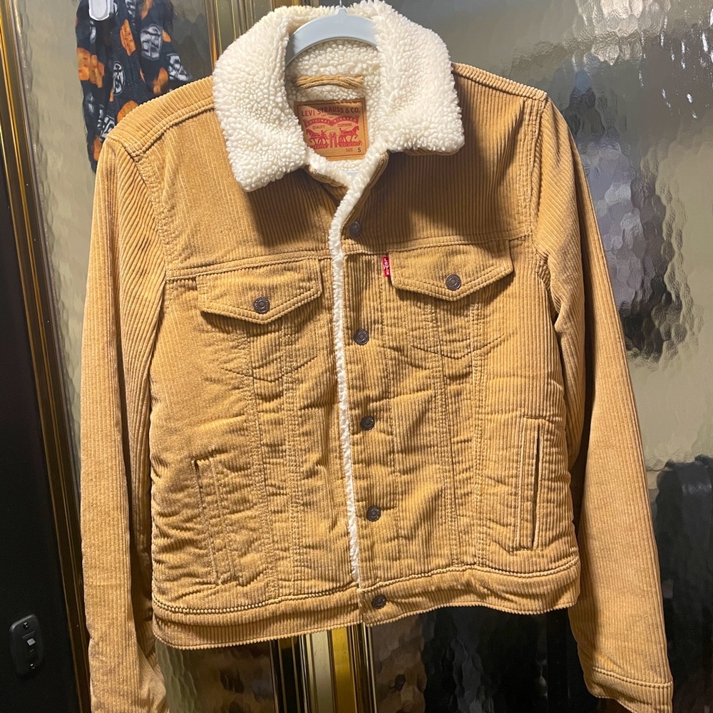 Levi’s 90s Sherpa Corduroy Trucker Jacket